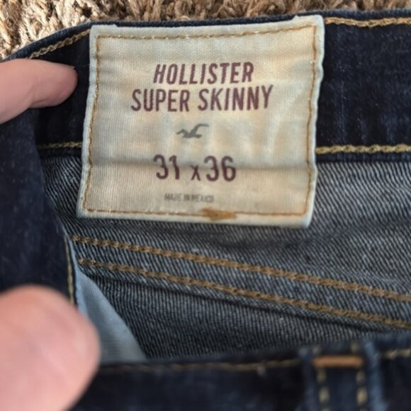 Hollister 31 x 36 Dark Wash Super Skinny Jeans - Picture 3 of 9